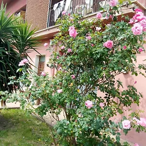 https://smeralda-suite.in-sardinia.net